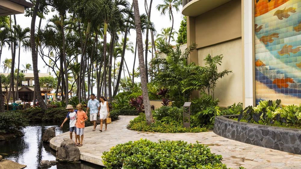 Hilton Hawaiian Village Beach Resort and Spa _ Best Green Hotel in Honolulu
