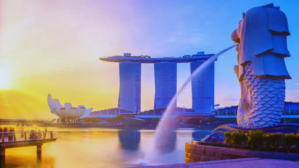 Singapore: Urban Exploration And Nature